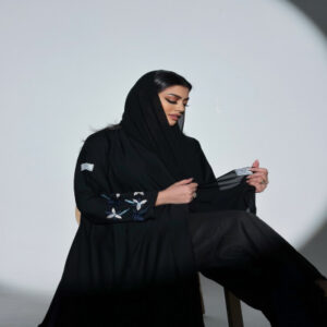 عباية تطريز اكمام